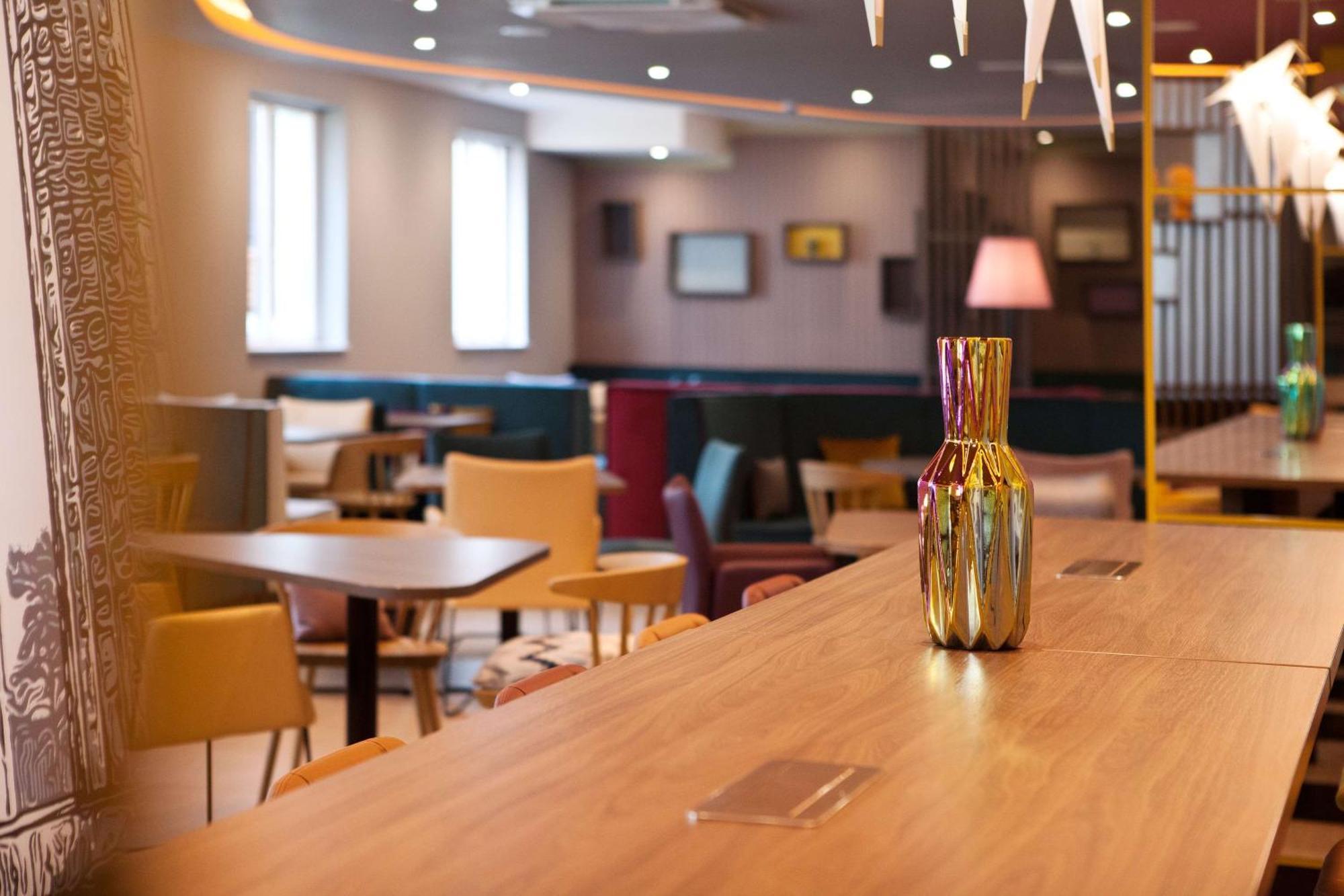 Hotel Hampton By Hilton